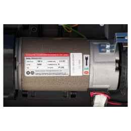 Беговая дорожка Titanium Masters Slimtech S60, красный