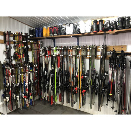 Вешалка Премиум-У для горных лыж, пристенная 25х207х45см Gefest VGLPY-27