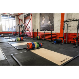 Помост тяжелоатлетический трен. YouSteel 200х300х4 см, щит береза 40мм