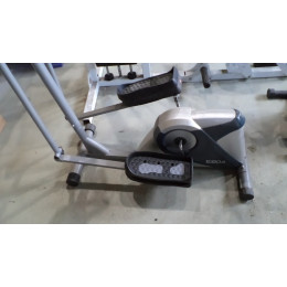 Выставочный образец Эллиптический тренажер Carbon Fitness E804