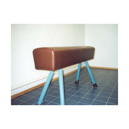 Конь гимнастический прыжковый Atlet ГО-1